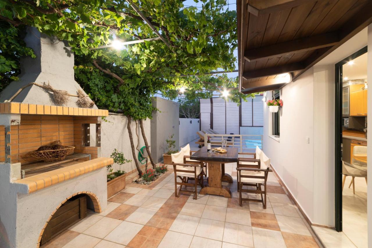 Paradisos Luxury Villas Next To Beach Koutsouras Экстерьер фото